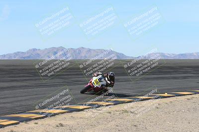 media/Dec-08-2024-CVMA (Sun) [[267e5a7075]]/Race 2-Amateur Supersport Open/